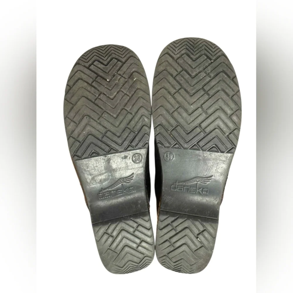 Dansko Clogs Leather Black Foliage Floral Design Size 38 (7.5) EUC - Picture 8 of 8